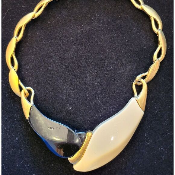 Jewelry - Gold and Black Chain Bracelet